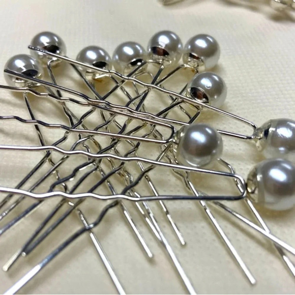 Beautiful Wedding Hair Pins & Bridal Hair Comb Set - Picture 5 of 11